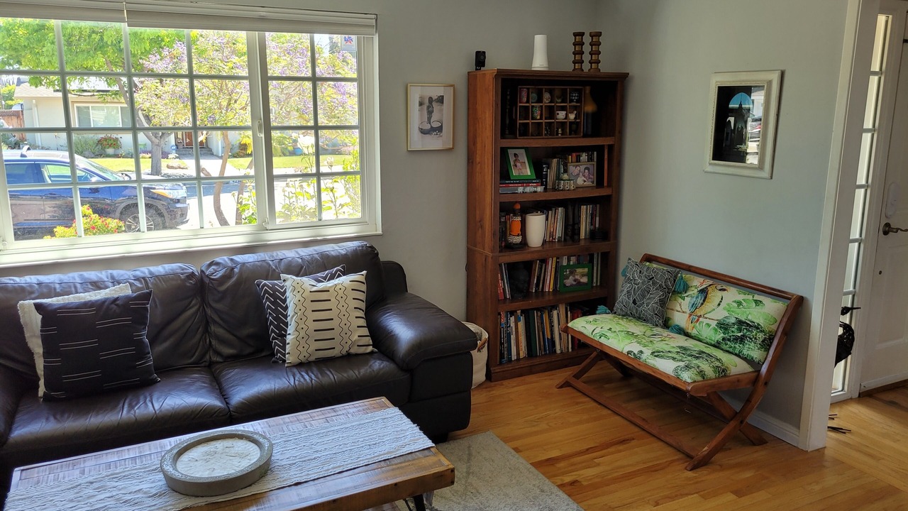 Photo of Livingroom in Cambrian