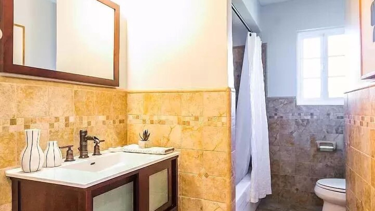 Photo of Bathroom in Cambrian