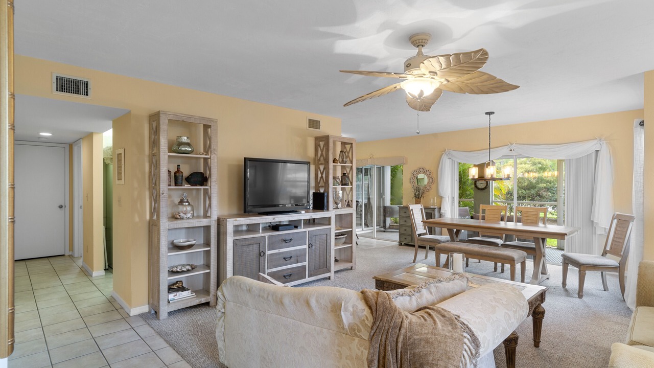 Photo of Livingroom in Kings Lake