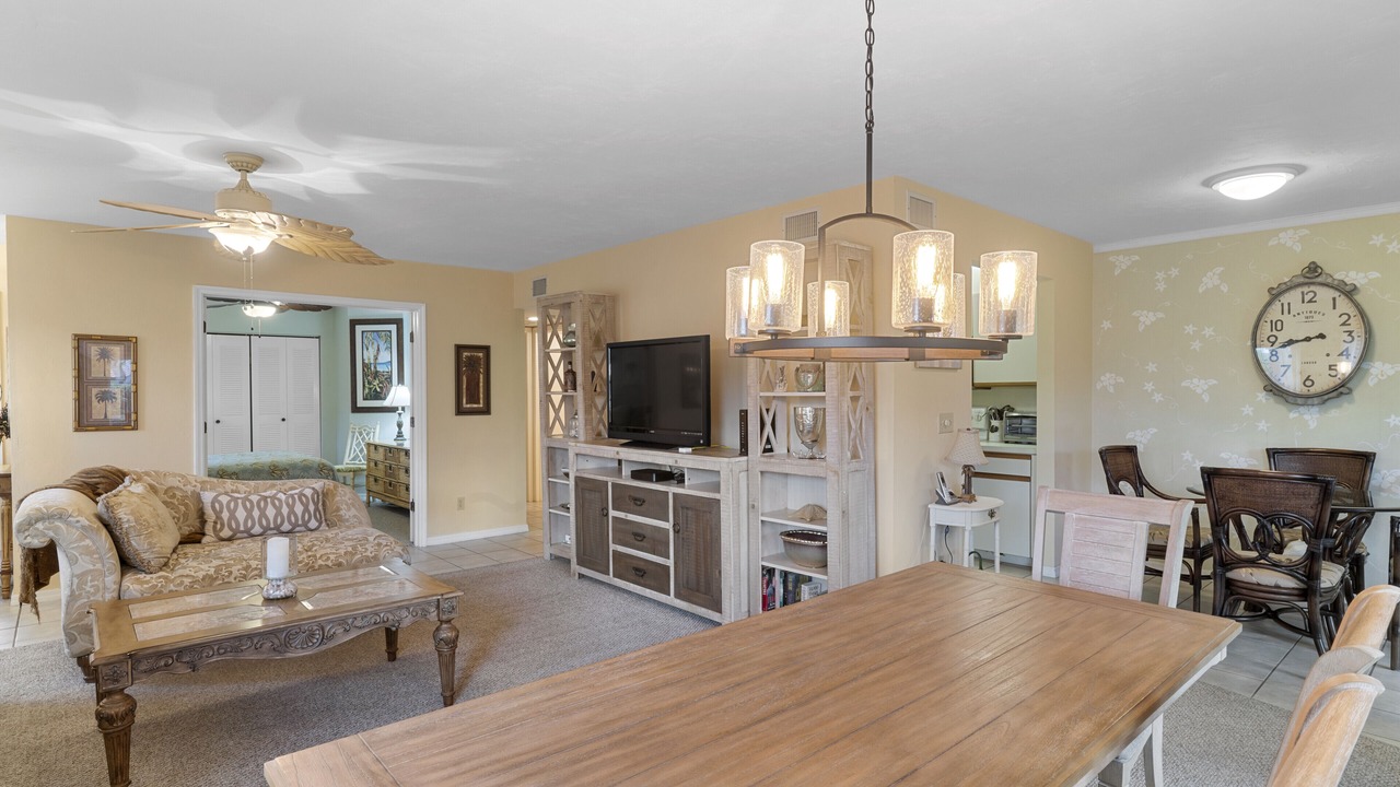Photo of Livingroom in Kings Lake