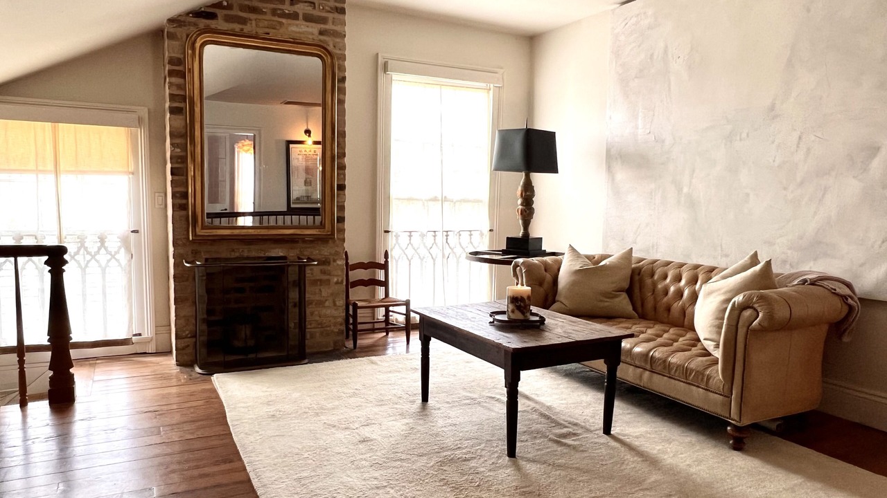 Photo of Livingroom in Lower Garden District