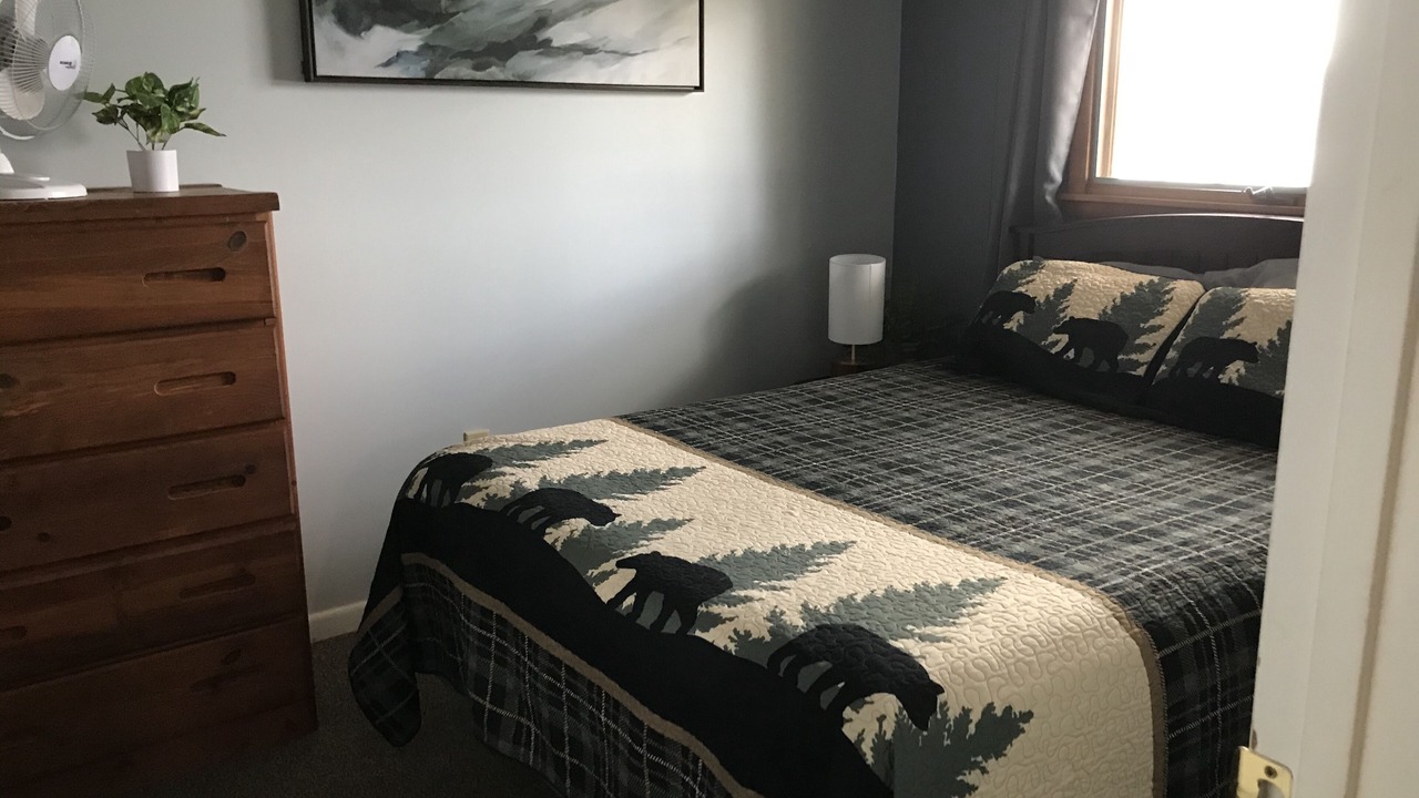 Photo of Bedroom in National Mine