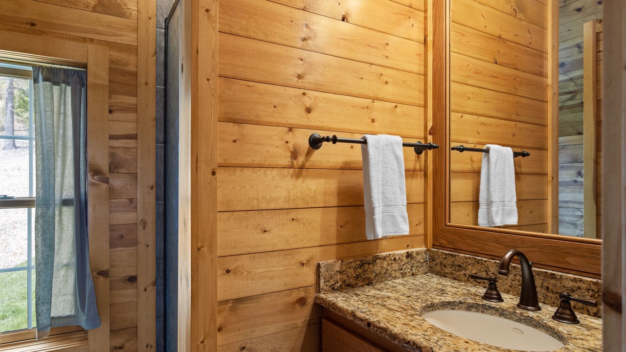 Photo of Bathroom in Camdenton