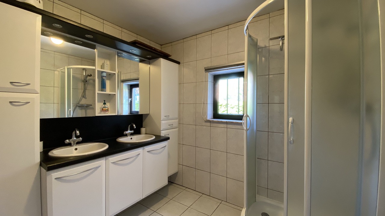 Photo of Bathroom in Maarlo