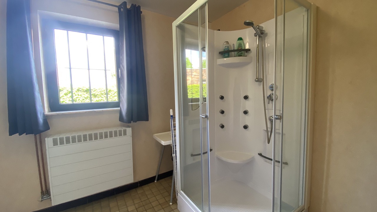 Photo of Bathroom in Maarlo