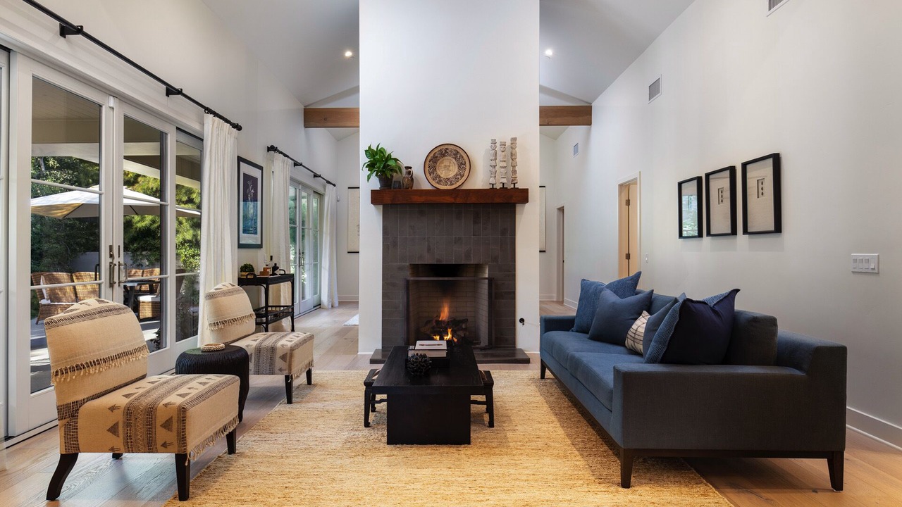 Photo of Livingroom in West Mesa