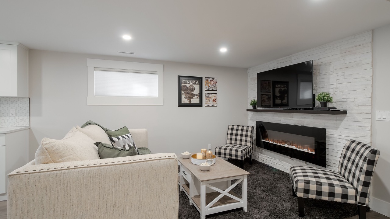Photo of Livingroom in South Lethbridge