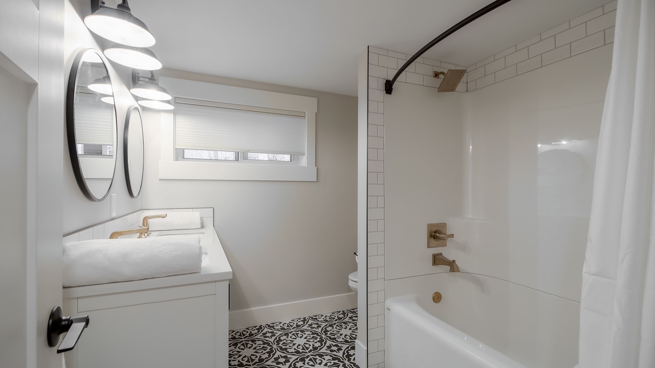Photo of Bathroom in South Lethbridge