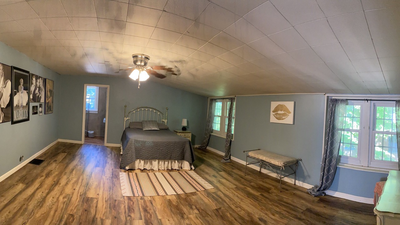 Photo of Bedroom in Tecumseh