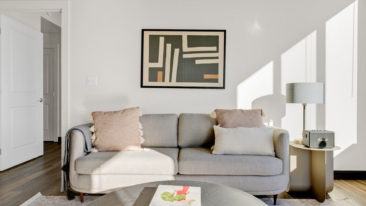 Photo of Livingroom in H Street Corridor