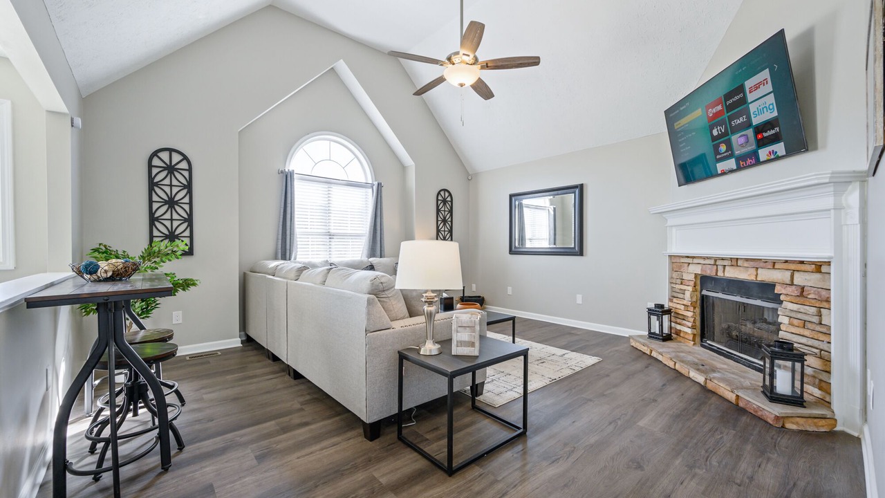 Photo of Livingroom in Adairsville
