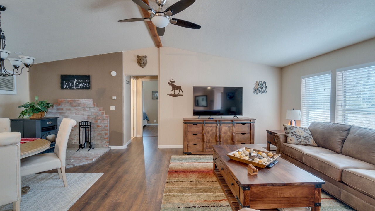 Photo of Livingroom in Munds Park