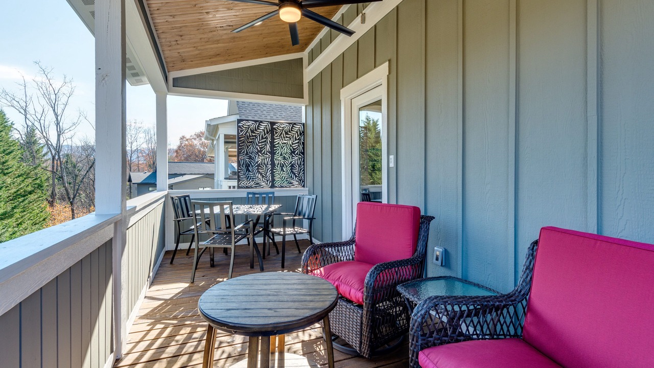 Photo of Outdoor in Weaverville