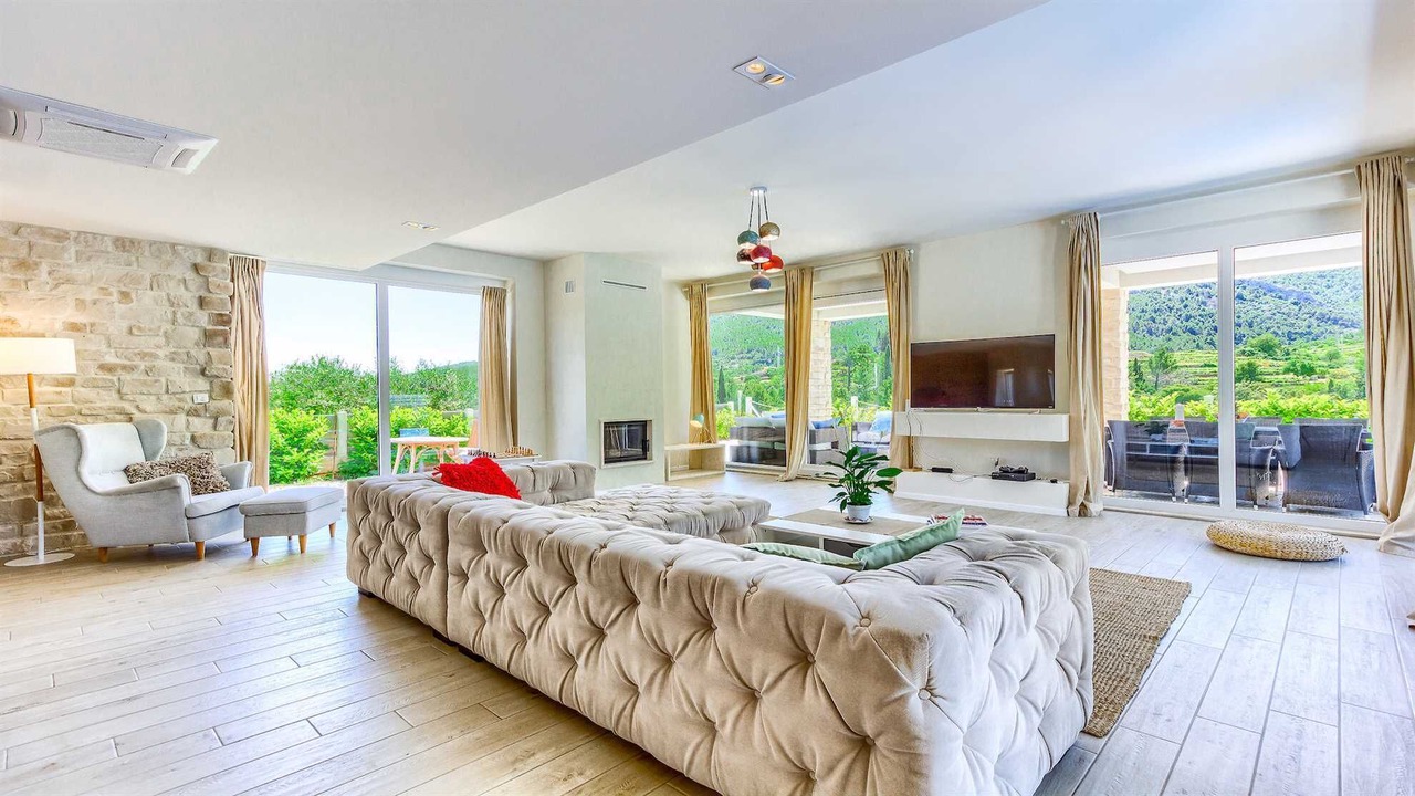 Photo of Livingroom in Pitve