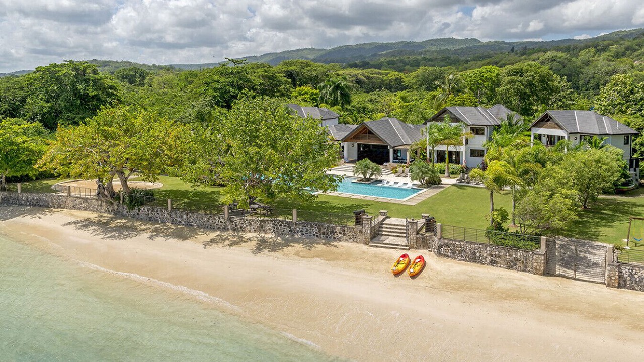 Photo of Outdoor in Mammee Bay