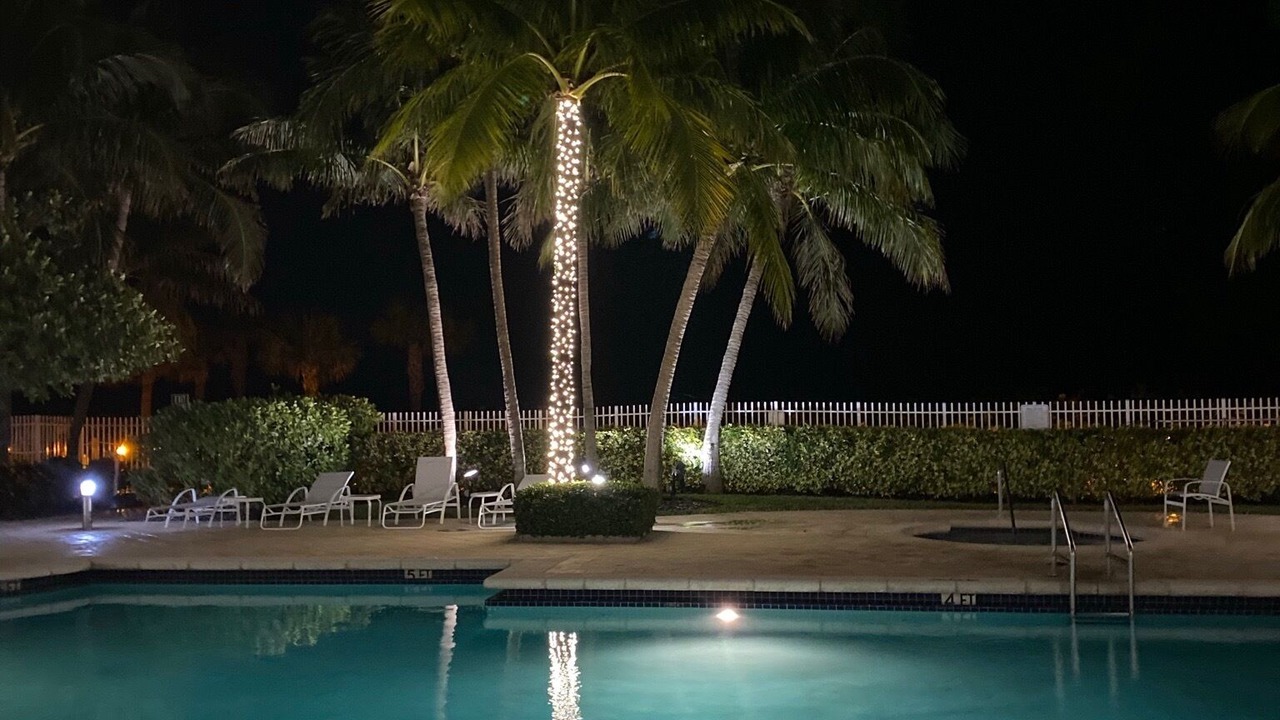 Photo of Outdoor in Mid Beach