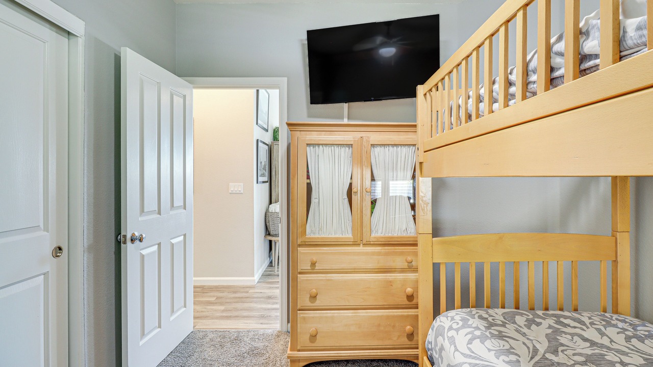 Photo of Bedroom in Sparks