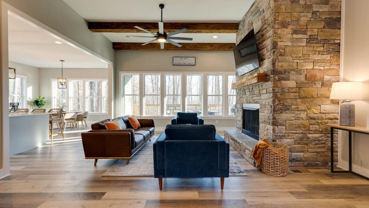 Photo of Livingroom in Kingston Springs