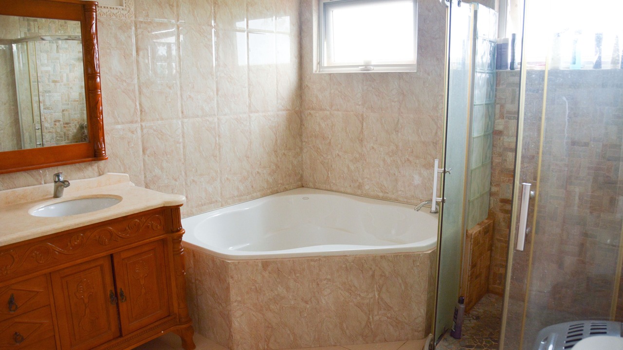 Photo of Bathroom in Blowing Point