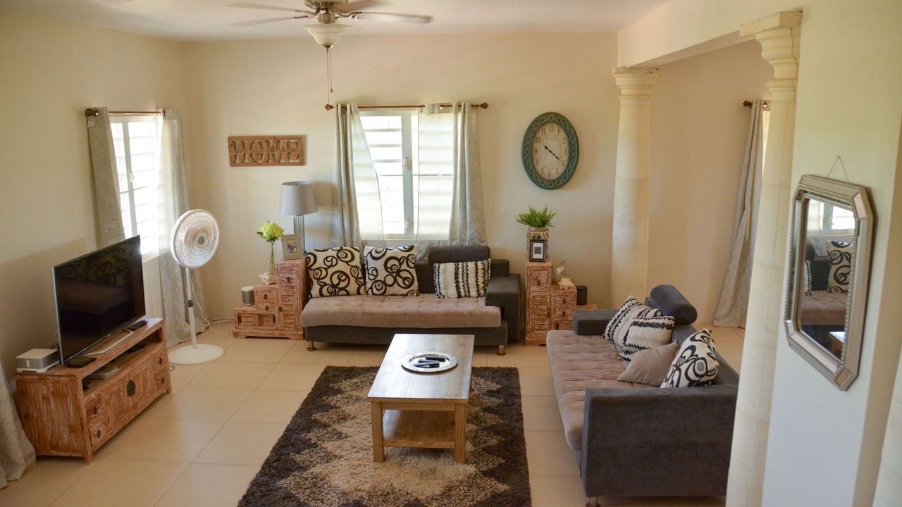 Photo of Livingroom in Blowing Point