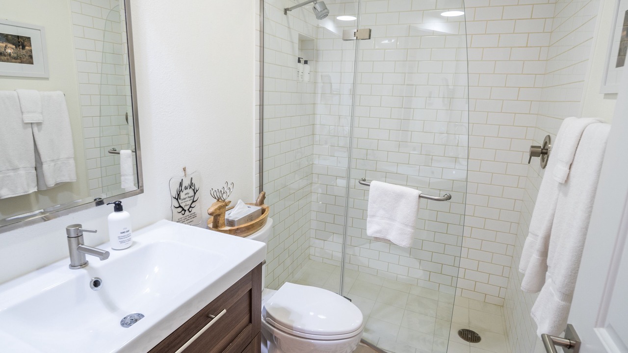 Photo of Bathroom in Teton Pines
