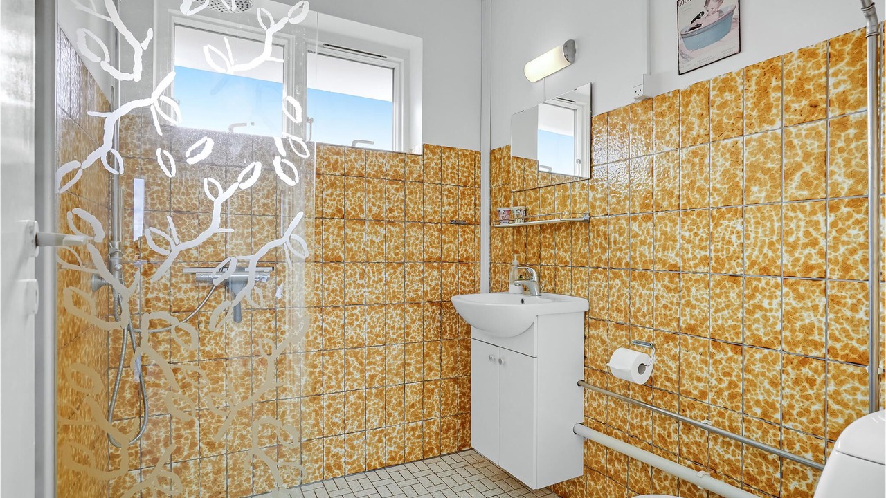 Photo of Bathroom in Grenaa