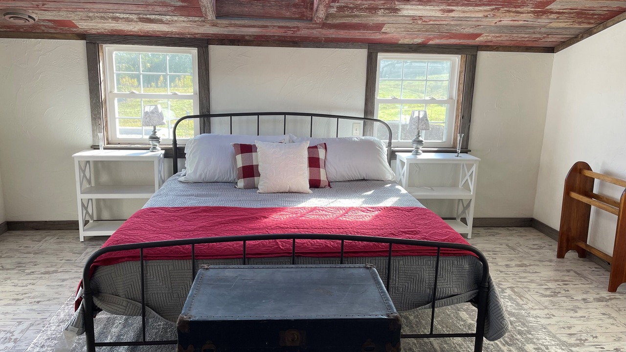 Photo of Bedroom in Kewaunee