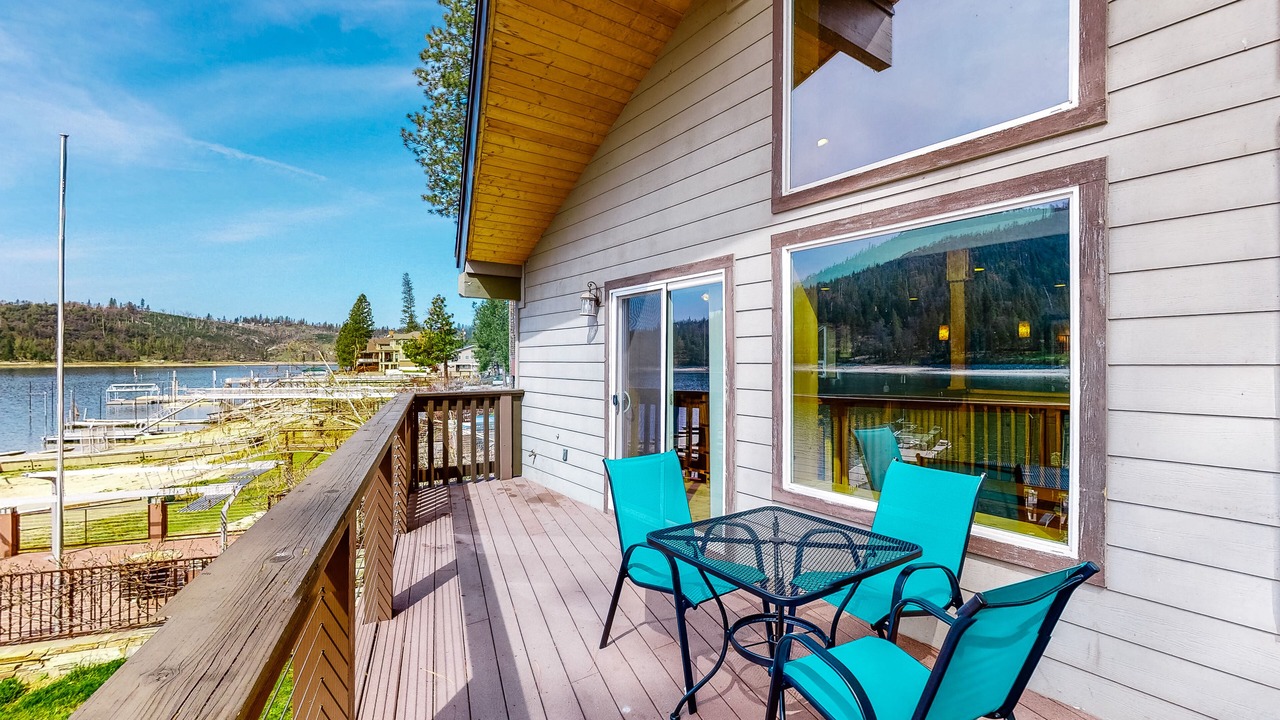 Photo of Outdoor in Bass Lake