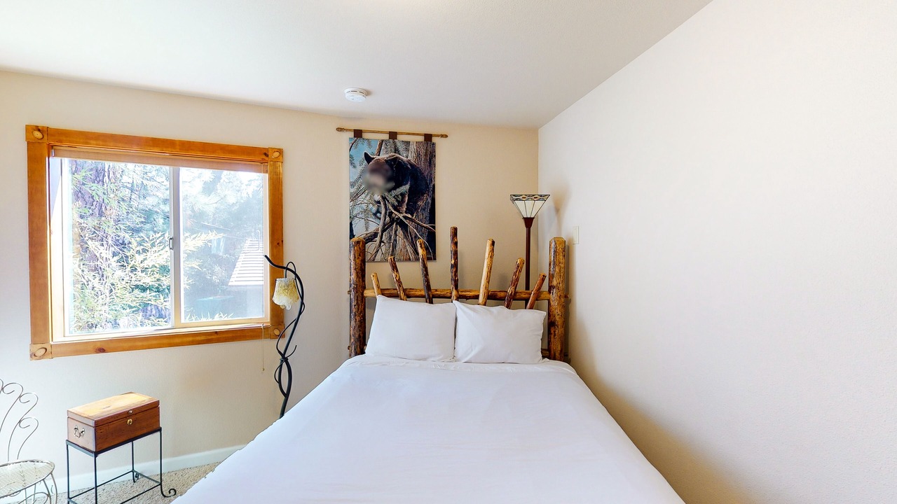 Photo of Bedroom in Bass Lake