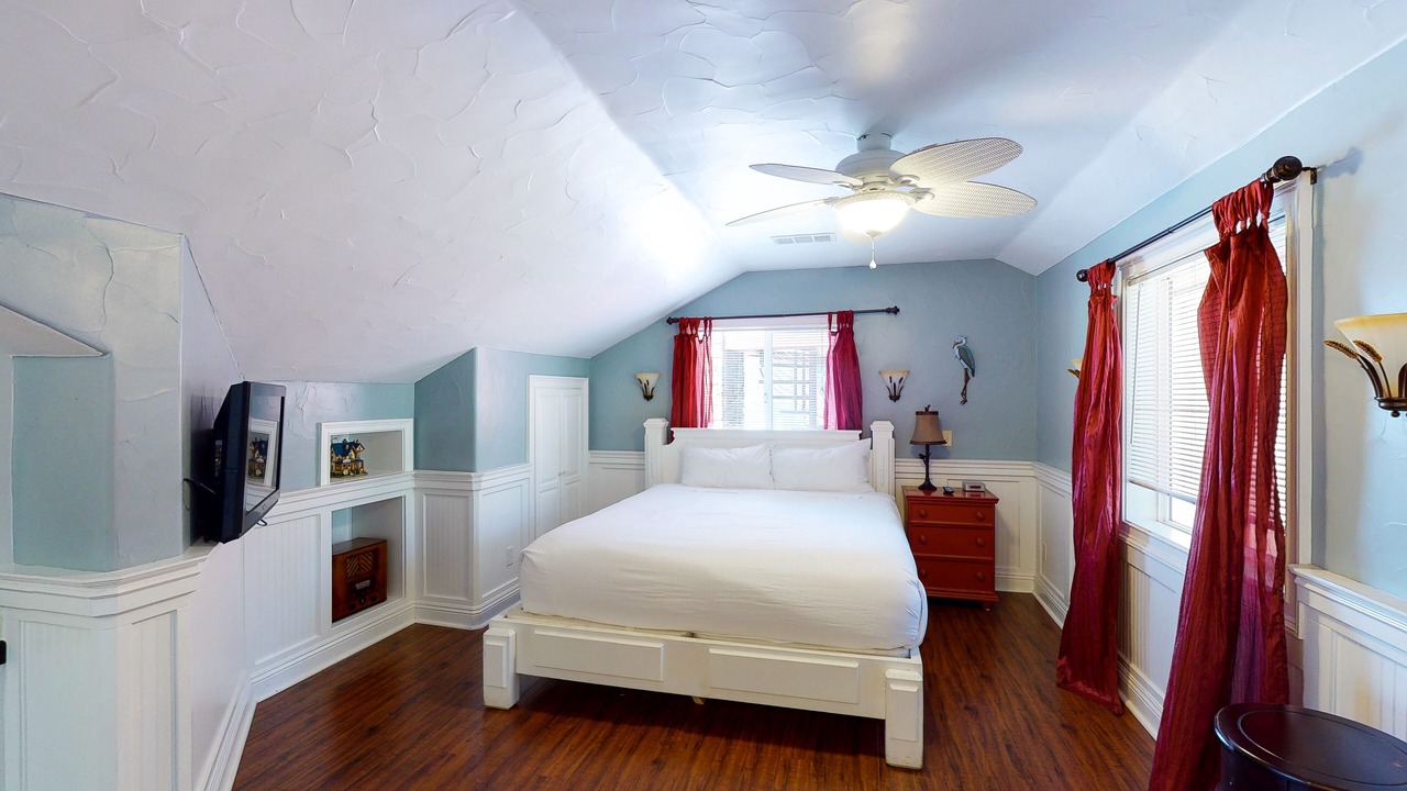 Photo of Bedroom in Bass Lake