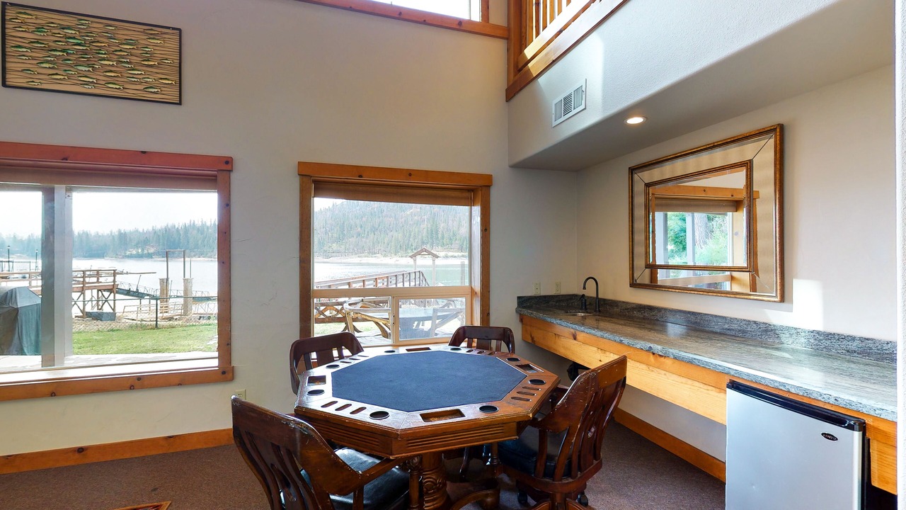 Photo of Bedroom in Bass Lake