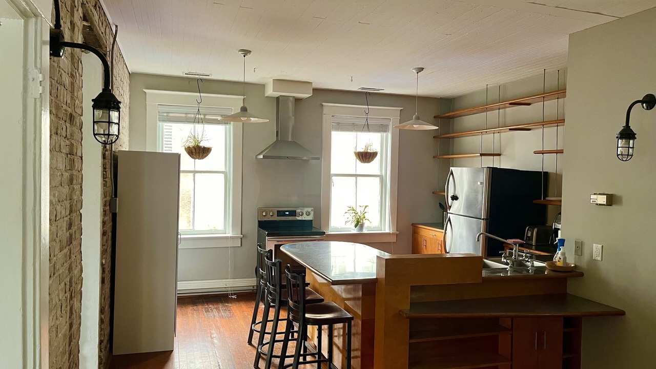 Photo of Kitchen in Charleston Historic District