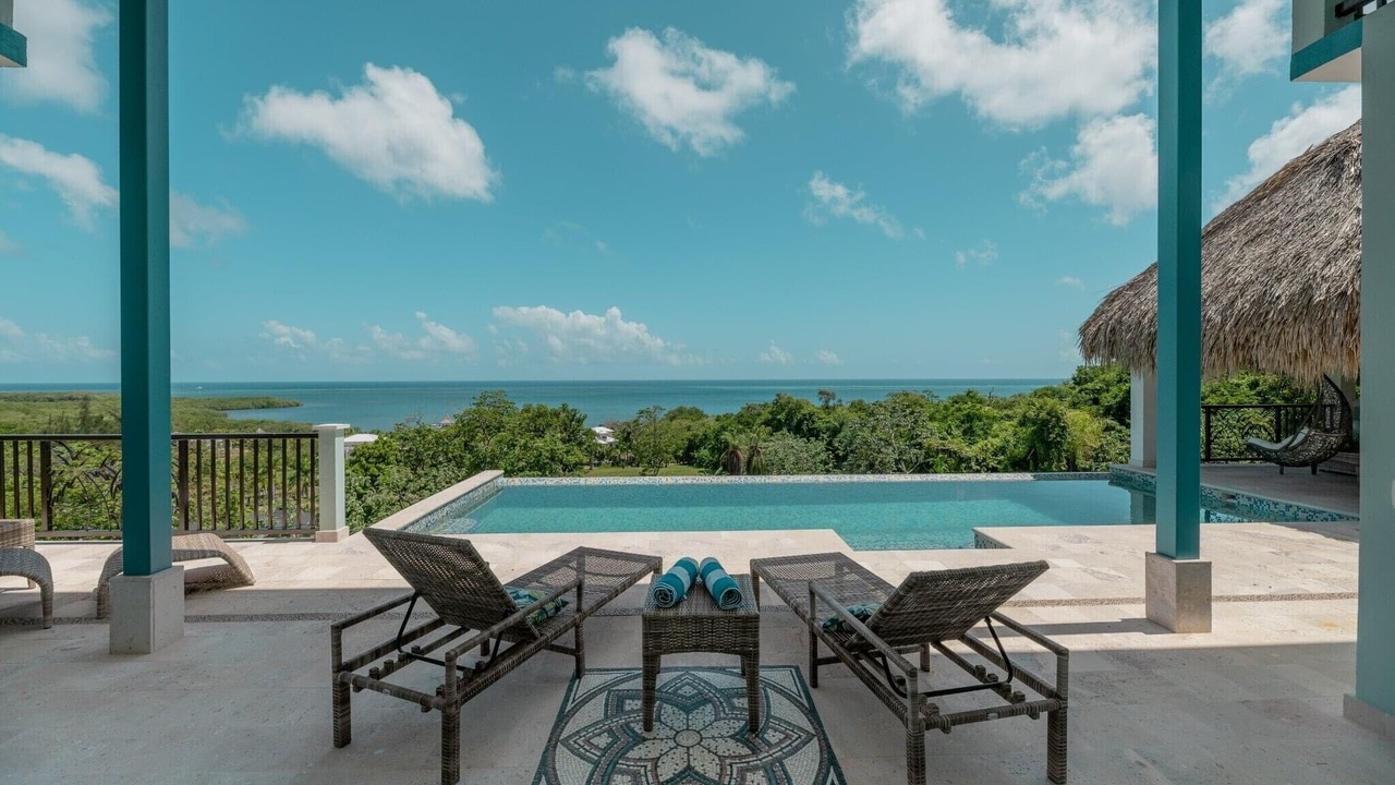 Photo of Bedroom in Pristine Bay