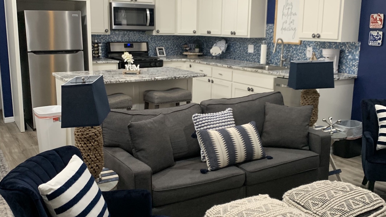 Photo of Livingroom in Pettit