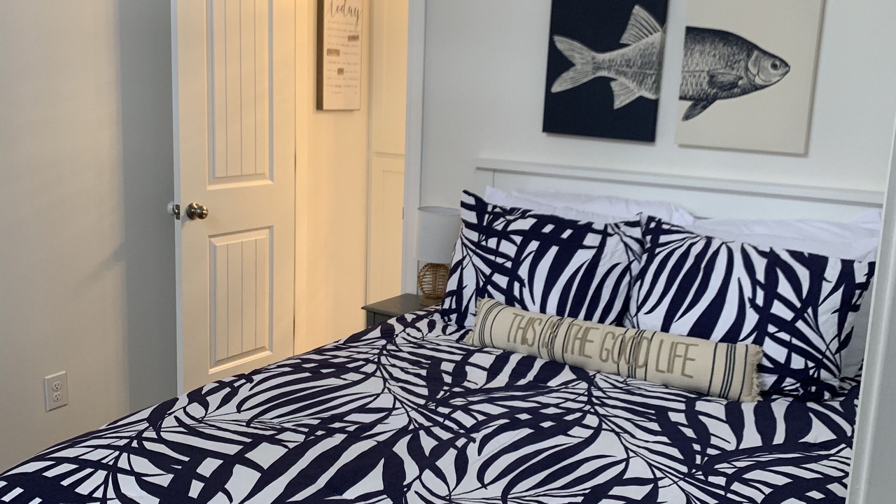 Photo of Bedroom in Pettit