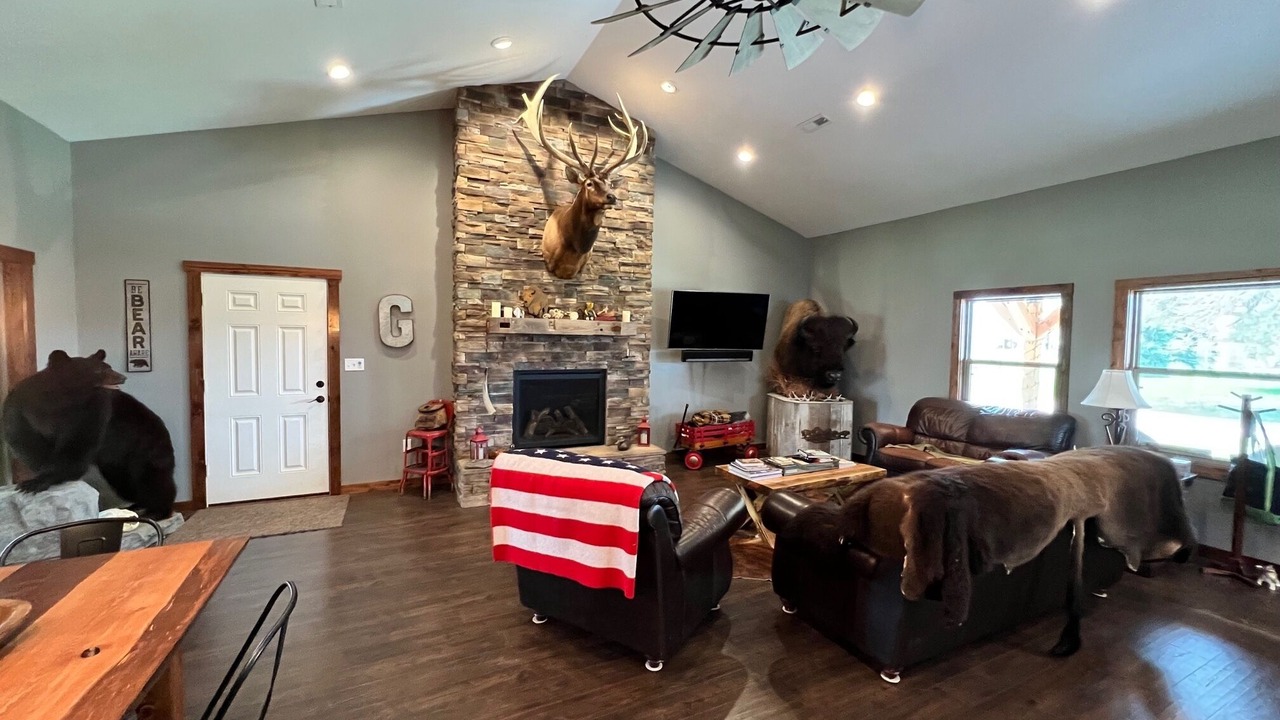 Photo of Livingroom in Wheeler County