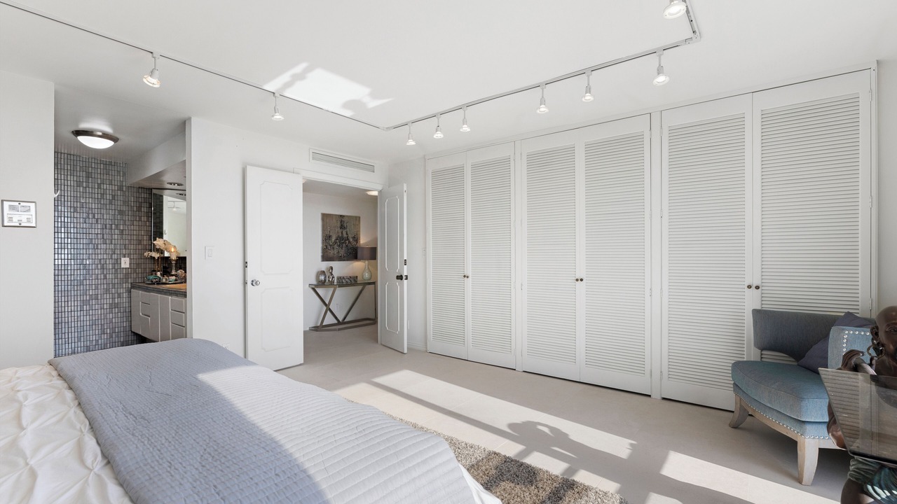 Photo of Bedroom in West Newport