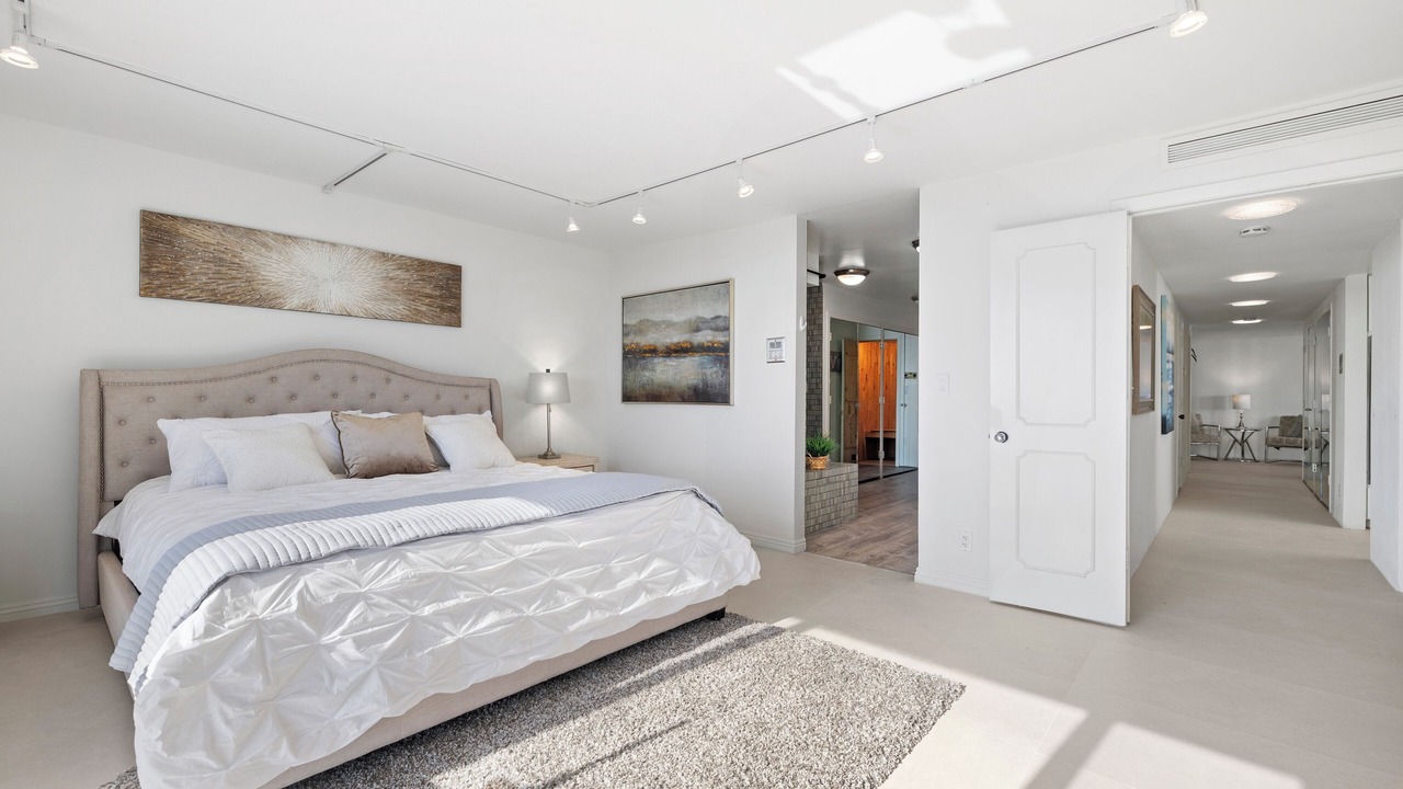 Photo of Bedroom in West Newport