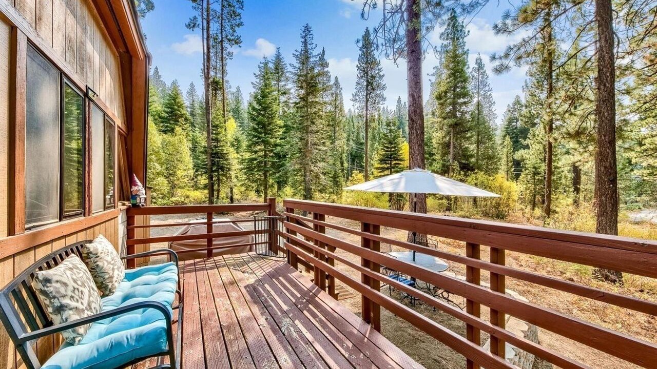 Photo of Patio Balcony in Country Club Estates