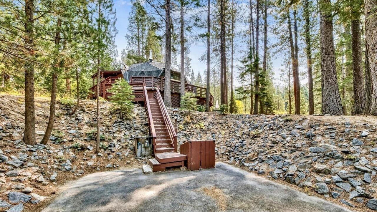 Photo of Outdoor in Country Club Estates