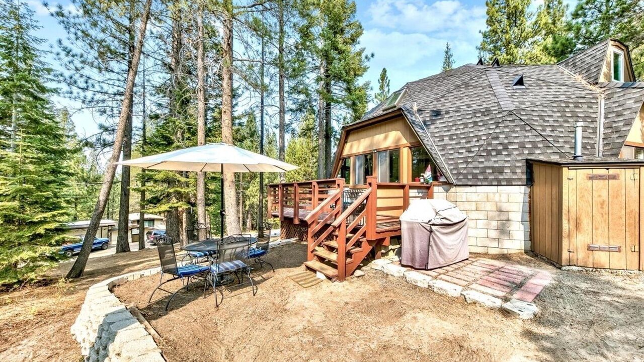 Photo of Patio Balcony in Country Club Estates