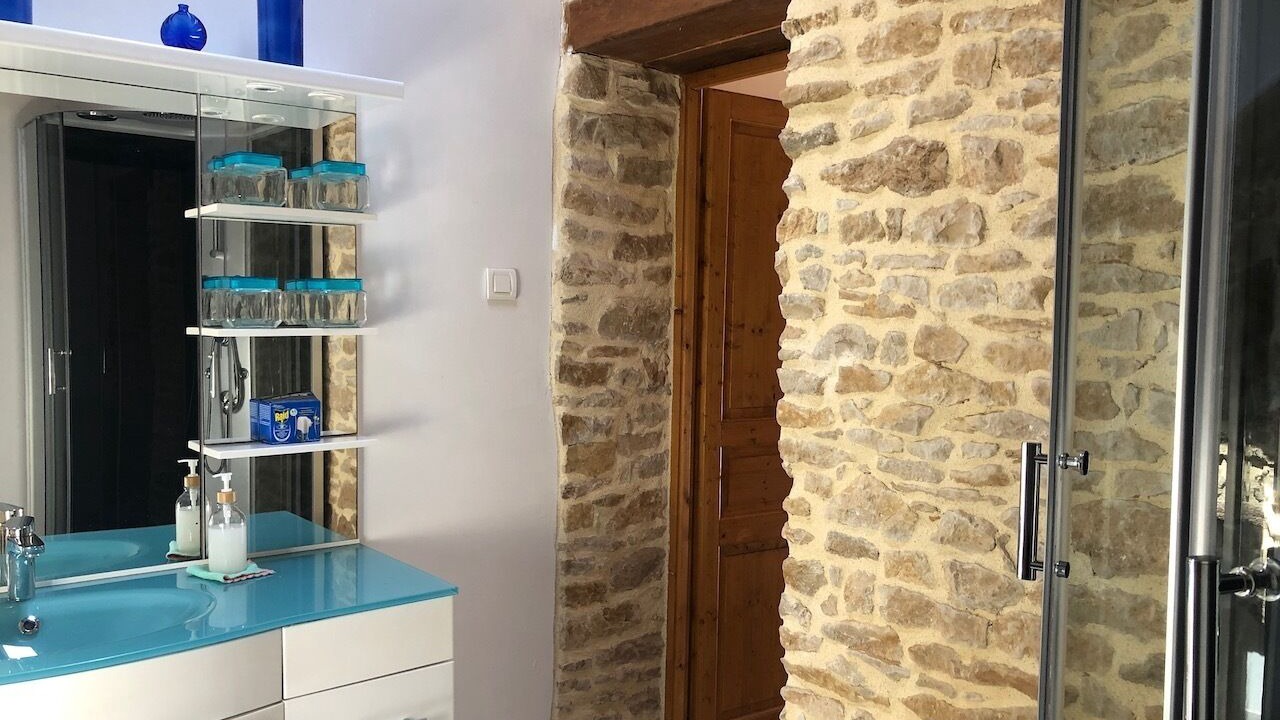 Photo of Bathroom in Cezais