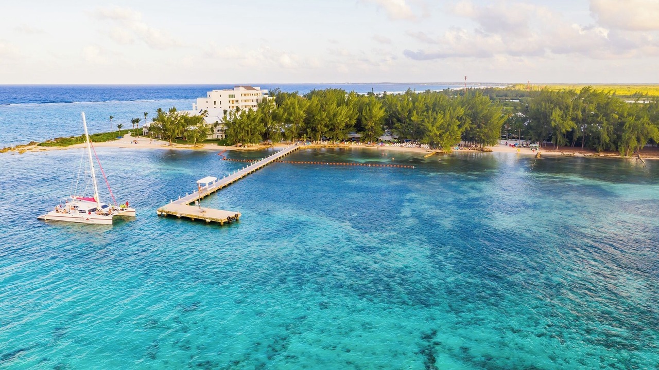 Photo of Others in Rum Point