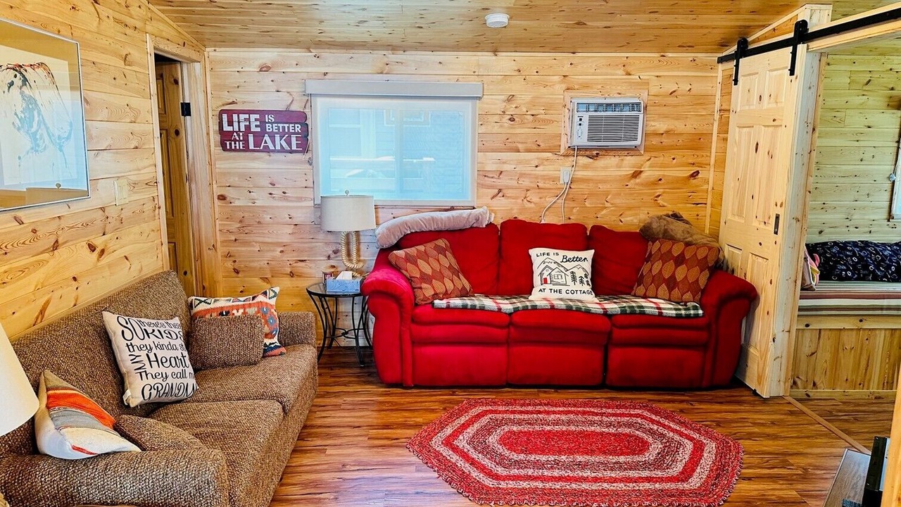 Photo of Livingroom in Minnedosa