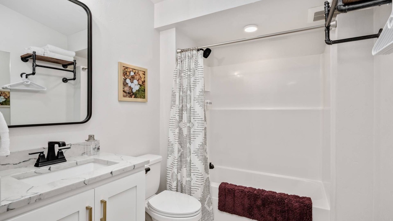 Photo of Bathroom in Stafford - Tualatin Valley
