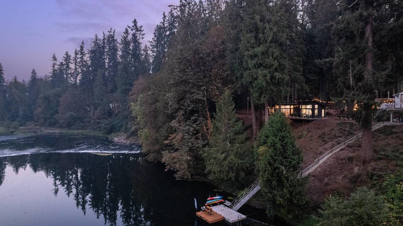 Photo of Others in Stafford - Tualatin Valley