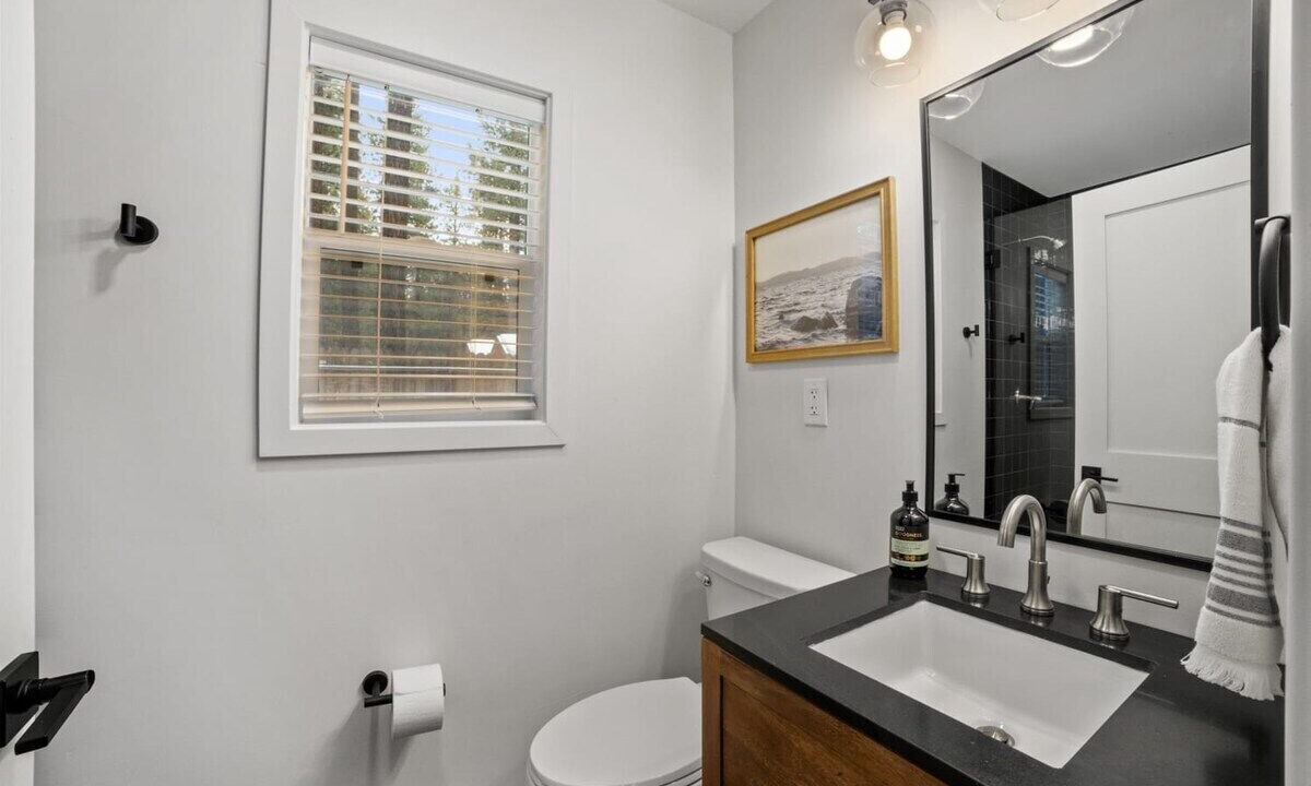 Photo of Bathroom in Tahoe Valley