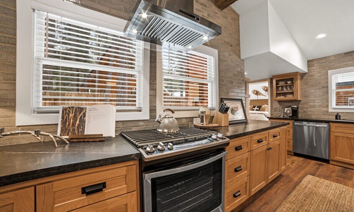 Photo of Kitchen in Tahoe Valley
