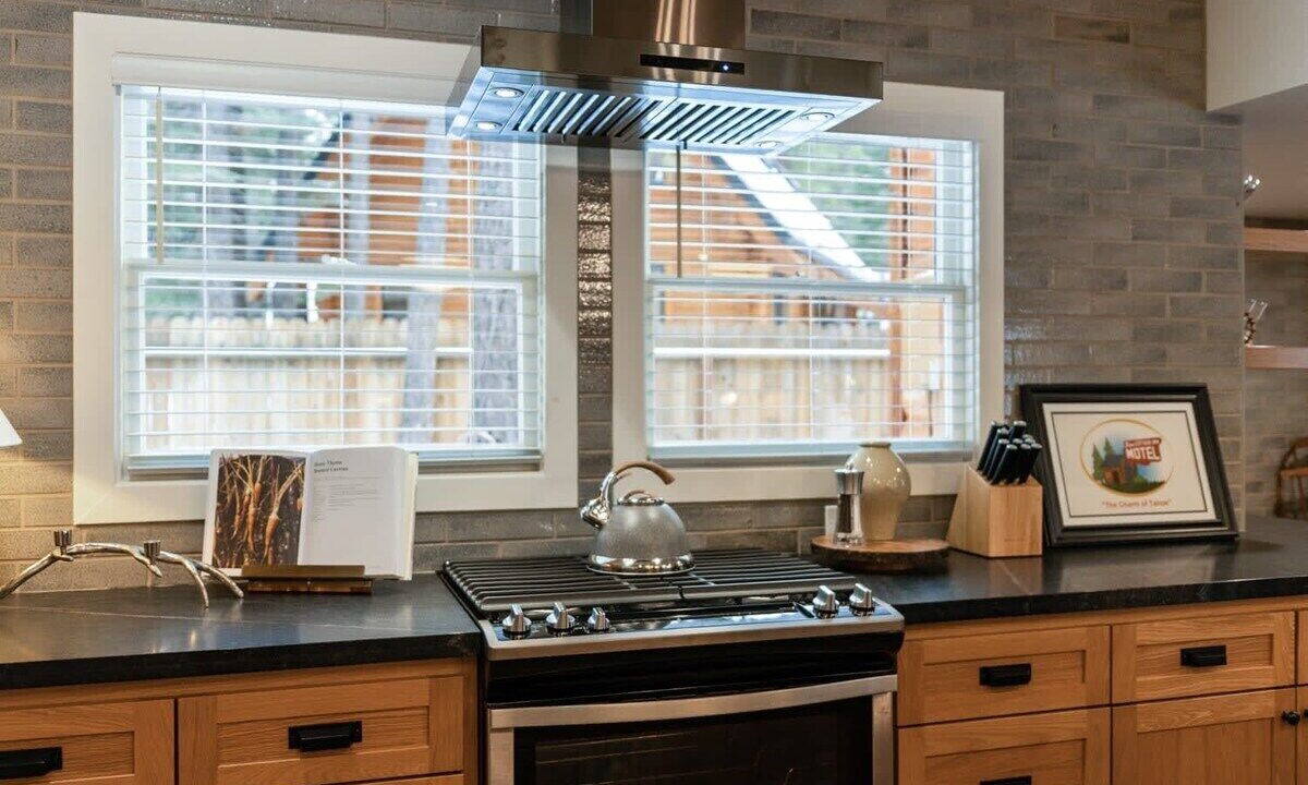 Photo of Kitchen in Tahoe Valley