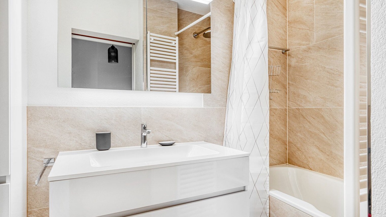 Photo of Bathroom in District 4